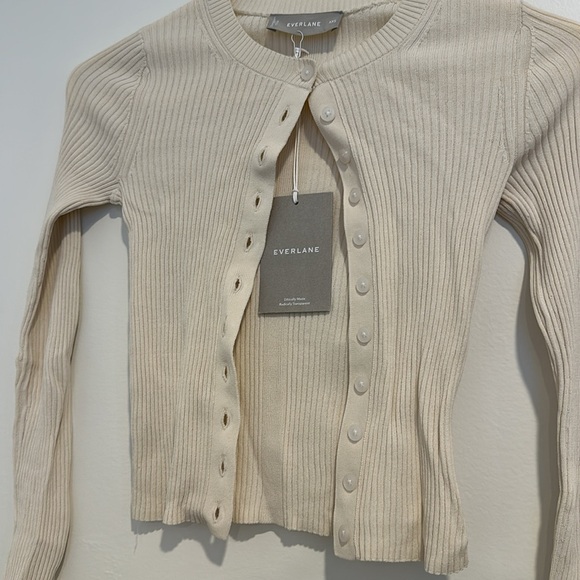 NWT CREAM EVERLANE TOP - Picture 2 of 6